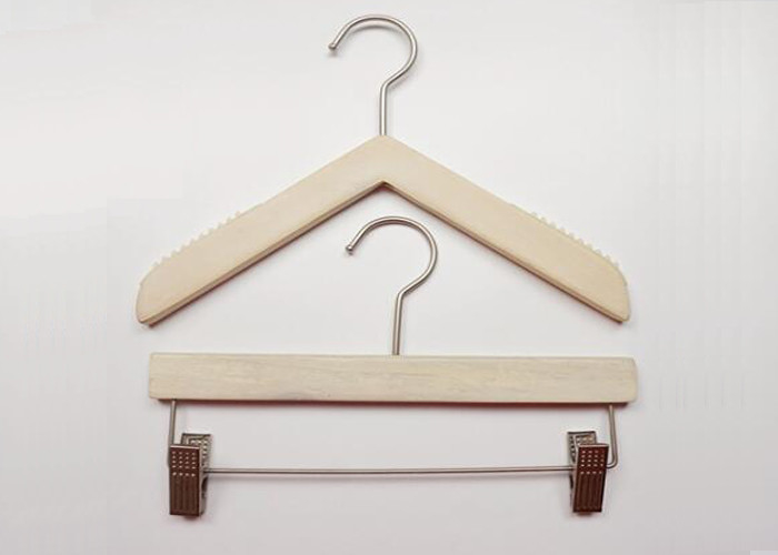 Triangle Style Solid Wooden Retail Store Hangers For Women / Kids Clothes supplier
